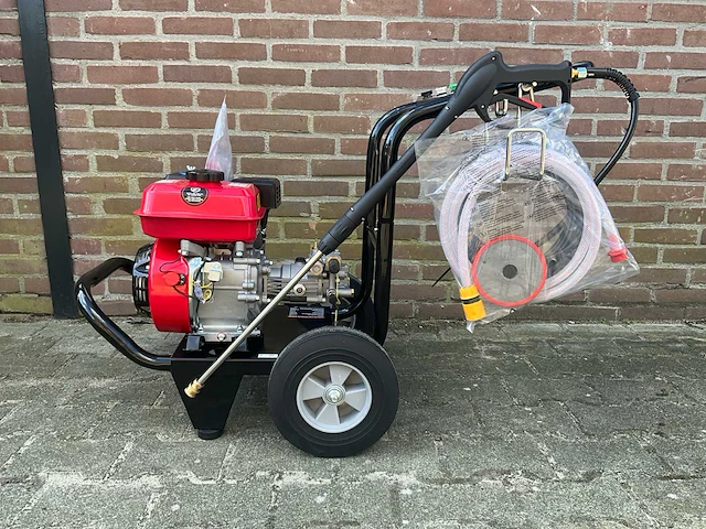Hh - 2025 - 170b - benzine hogedrukreiniger - afbeelding 12 van  13