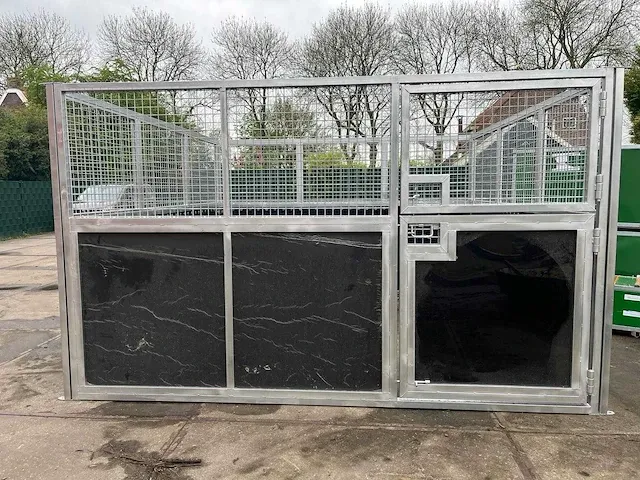Hh - paardenbox - dierenverblijf - afbeelding 5 van  11