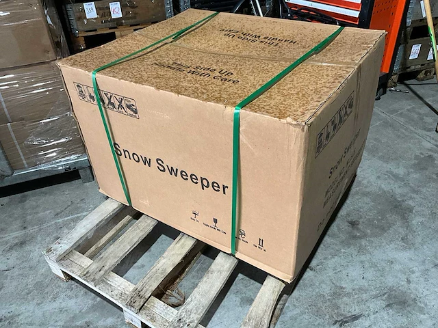 Hh - rolbezem - veegmachine / sneeuwschuiver - 2024 - afbeelding 9 van  17