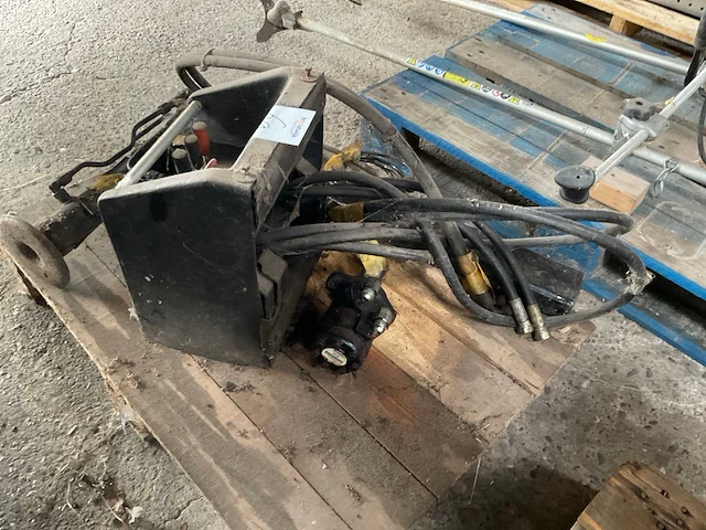 Hiab autolaadkraan onderdelen - afbeelding 5 van  5