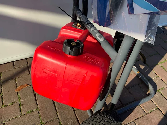 Hidea hdf5has buitenboordmotor - afbeelding 6 van  6