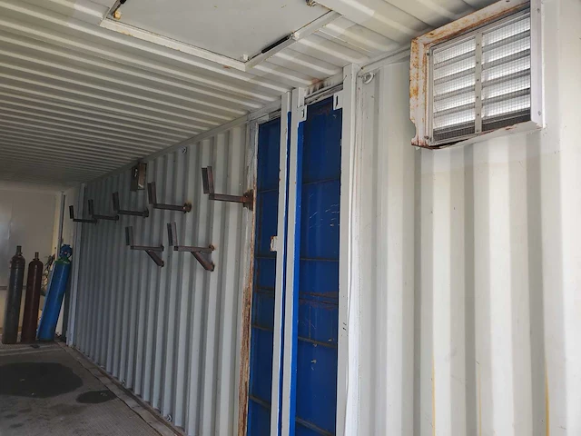 High cube - 40ft werkplaatscontainer met dubbele deuren en afgesloten ruimte - afbeelding 7 van  29