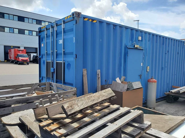 High cube - 40ft werkplaatscontainer met dubbele deuren en afgesloten ruimte - afbeelding 25 van  29