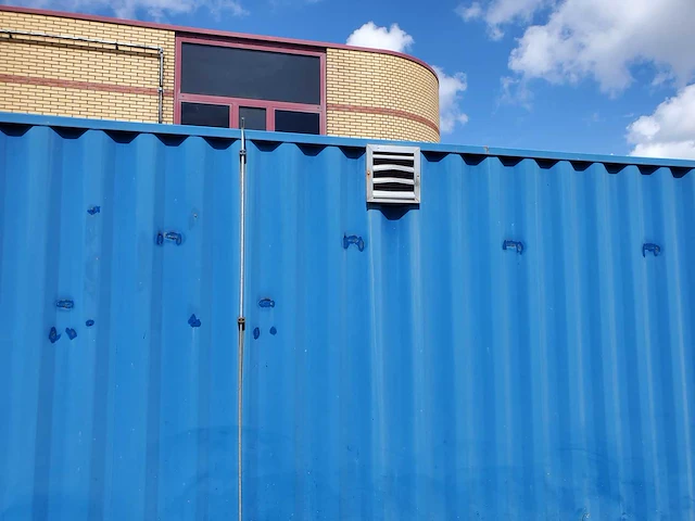 High cube - 40ft werkplaatscontainer met dubbele deuren en afgesloten ruimte - afbeelding 29 van  29