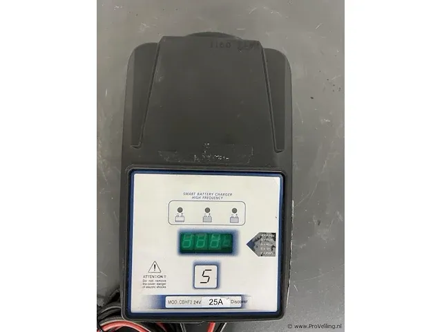 High frequency batterij oplader - afbeelding 2 van  3