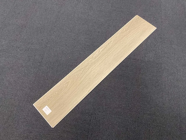 Highland 133.44m2 click pvc met eps ondervloer (60x doos á 2.224m2) - afbeelding 1 van  5
