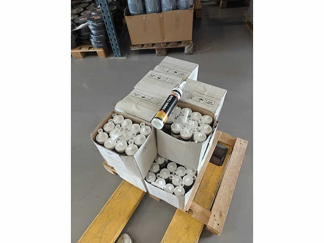 Hightack lijm montagelijm (155x) - afbeelding 1 van  3
