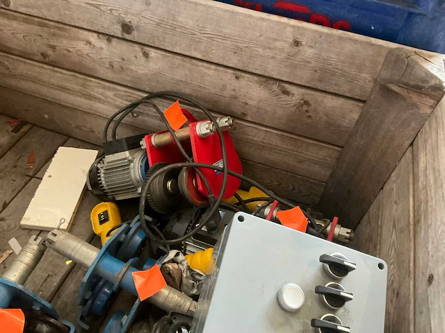 Hijs en hefmateriaal in palletbox - afbeelding 4 van  9
