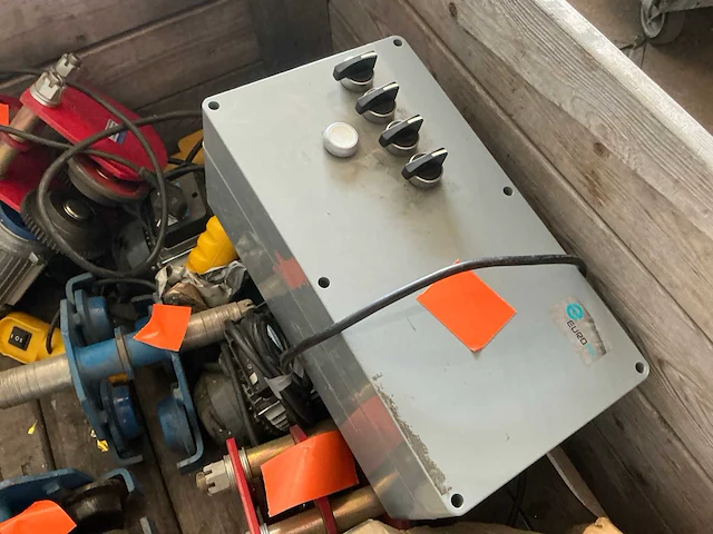 Hijs en hefmateriaal in palletbox - afbeelding 8 van  9