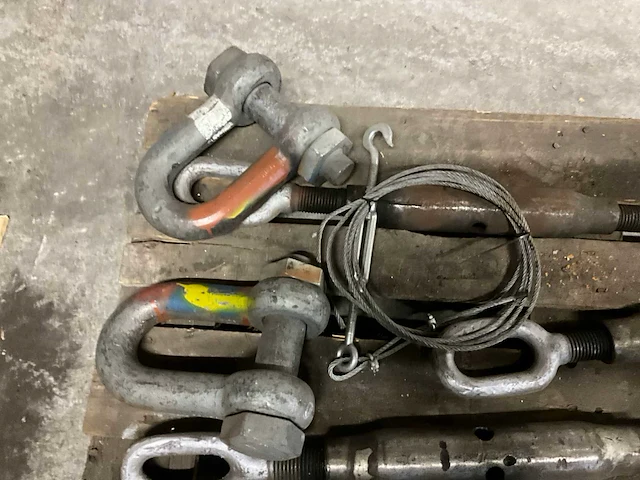 Hijsogen, harpsluitingen en spanners - afbeelding 4 van  4