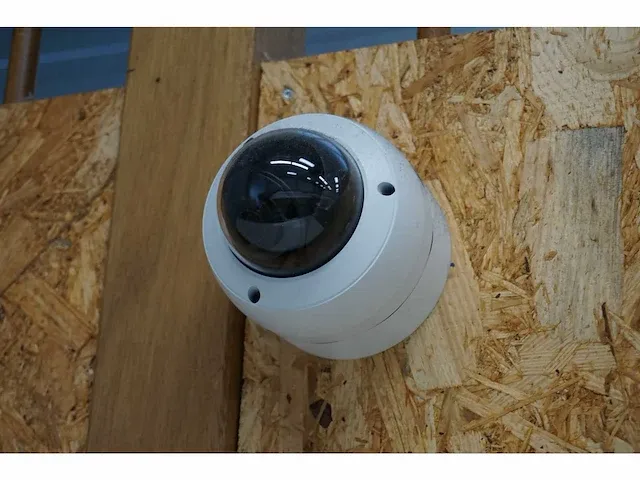 Hikvision - beveiligingscamera (8x) - afbeelding 1 van  4