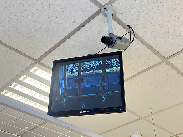 Hikvision - complete camerabewaking set - afbeelding 1 van  10