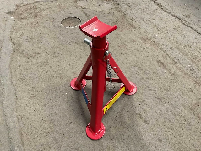 Hilka 1.5 ton assteun - afbeelding 1 van  4