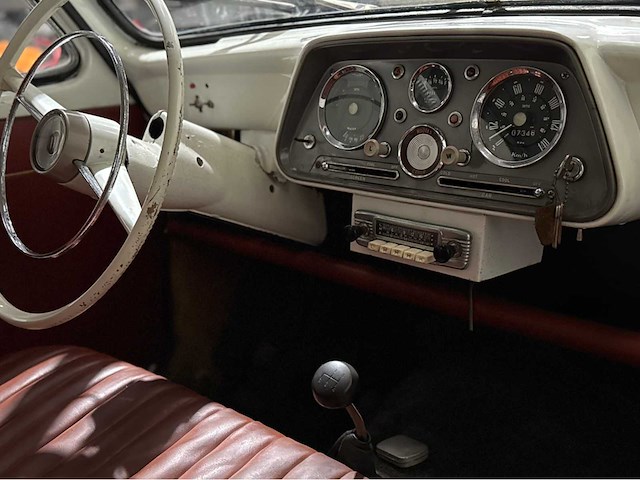 Hillman minx - oldtimer - 1958 - afbeelding 13 van  33