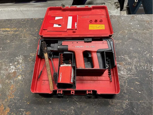 Hilti - dx450 - kruitschiethamer - afbeelding 1 van  3