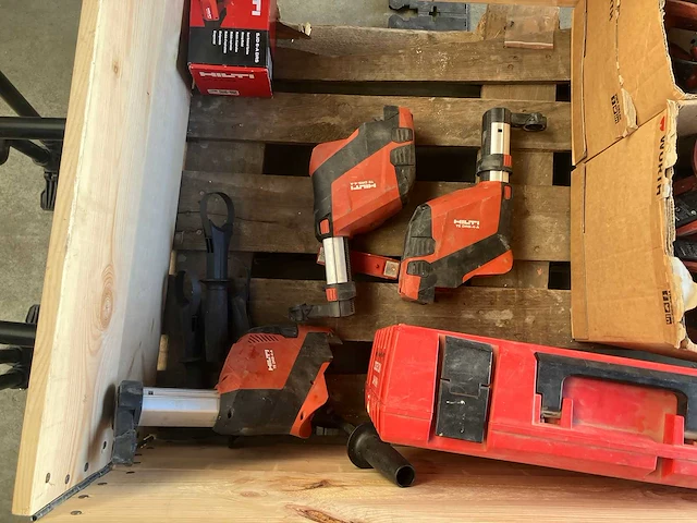 Hilti - partij accugereedschap - afbeelding 5 van  8