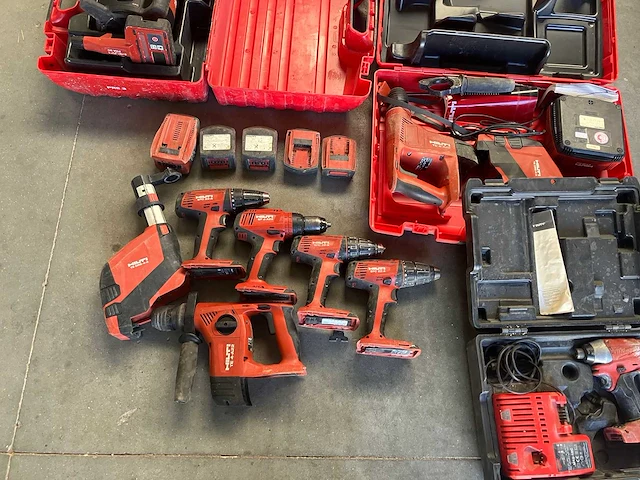 Hilti - partij accugereedschap - afbeelding 8 van  8
