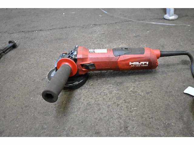 Hilti ag125-19se haakse slijpmachine - afbeelding 1 van  3