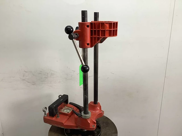Hilti boorstatief boormachine - afbeelding 1 van  4