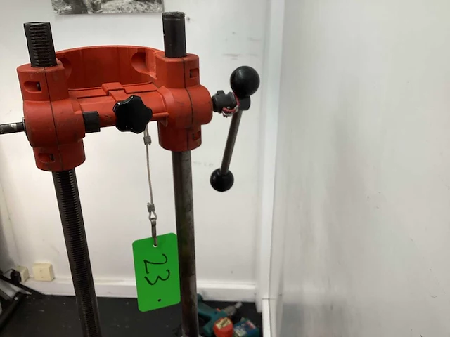 Hilti boorstatief boormachine - afbeelding 4 van  4