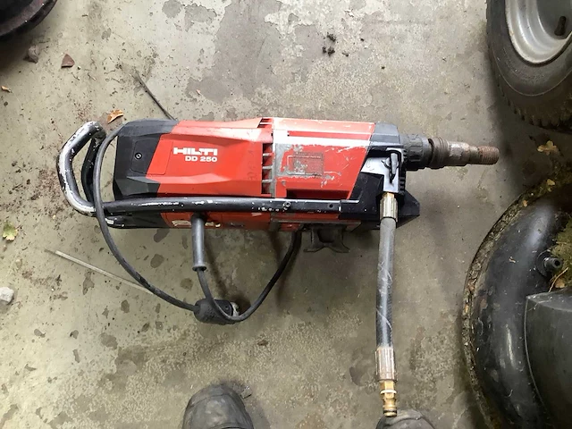 Hilti dd250 kernboormachine - afbeelding 6 van  6