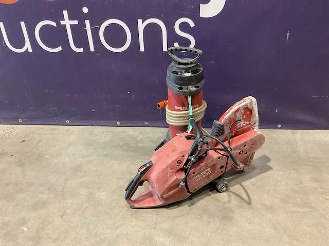 Hilti dsh 900 bandenzaag + drukvat - afbeelding 1 van  4