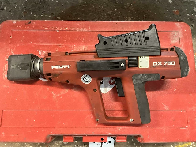 Hilti dx 750 schiethamer - afbeelding 1 van  6
