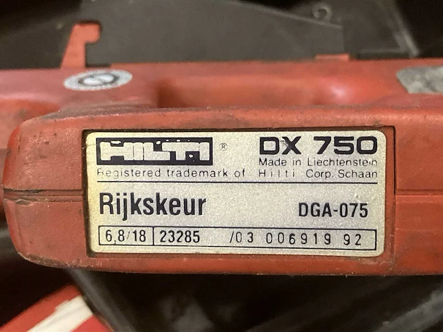 Hilti dx 750 schiethamer - afbeelding 5 van  6