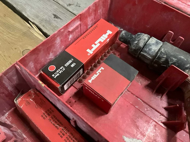 Hilti dx a40 schiethamer - afbeelding 4 van  6