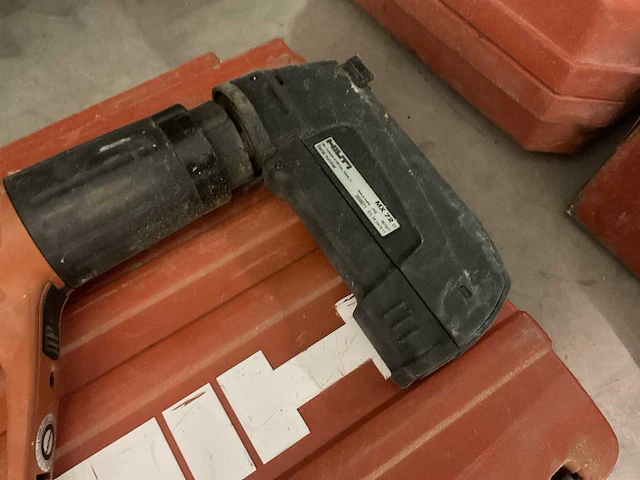 Hilti dx460 volautomatische plunjerschiethamer - afbeelding 2 van  7