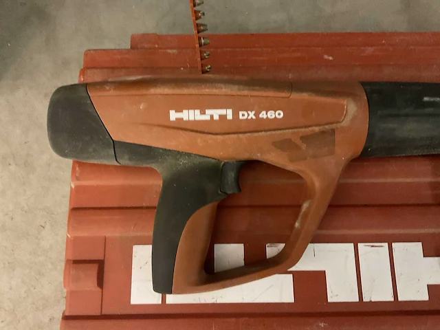 Hilti dx460 volautomatische plunjerschiethamer - afbeelding 4 van  7