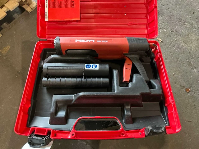 Hilti md 2500 mortelspuit - afbeelding 1 van  3