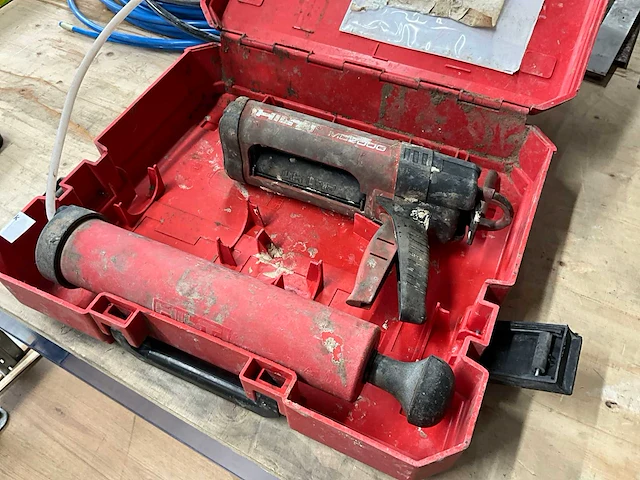 Hilti md200 2-componenten kitspuit - afbeelding 1 van  3