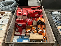 Hilti / spit partij bevestigingsmaterialen - afbeelding 1 van  8