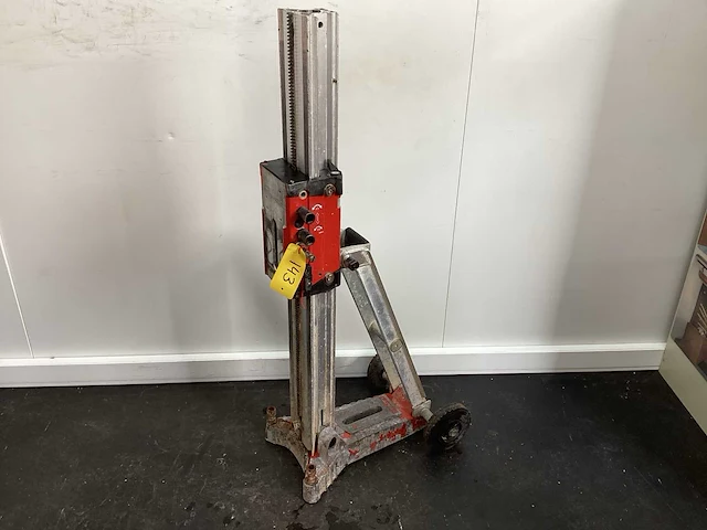 Hilti statief - afbeelding 1 van  7