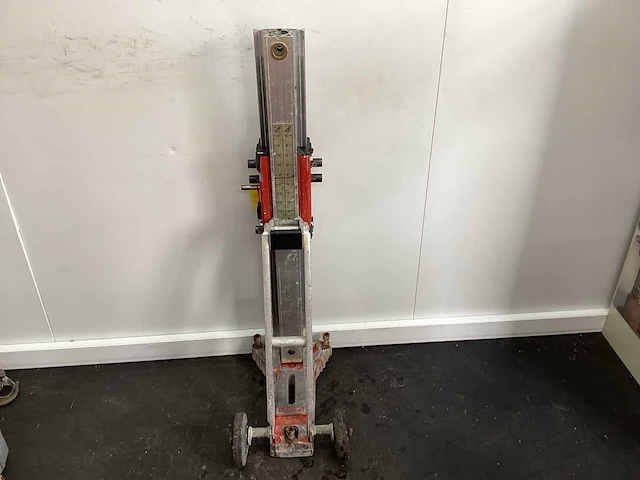 Hilti statief - afbeelding 5 van  7