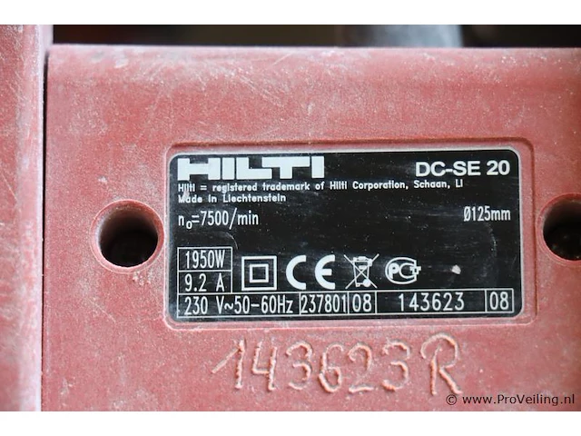 Hilti stofzuiger type vc20-u & sleuvenzagen type dc-se 20 - 2 stuks - afbeelding 6 van  6
