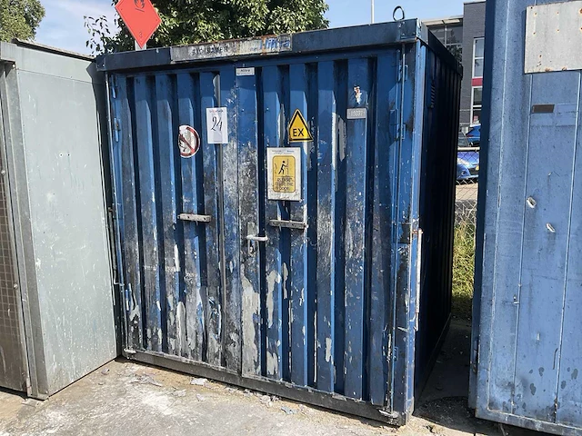 Hiltra bs-n chemicaliën opslagcontainer - afbeelding 1 van  4