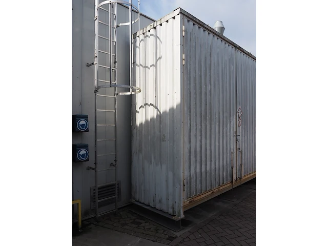 Hiltra - afbeelding 3 van  4
