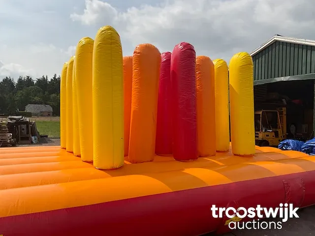Hindernisbaan pilaren springkussen - afbeelding 3 van  9