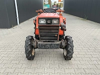 Hinomoto c174 vierwielaangedreven landbouwtractor - afbeelding 11 van  17