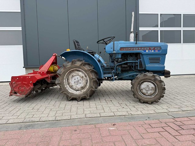 Hinomoto e-14 minitractor met grondfrees - afbeelding 16 van  21