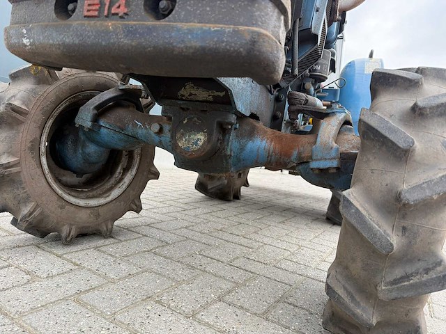 Hinomoto e-14 minitractor met grondfrees - afbeelding 21 van  21