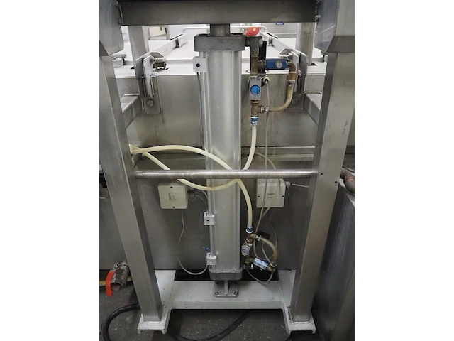 Hinst gmbh - afbeelding 3 van  14