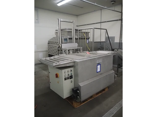 Hinst gmbh - afbeelding 1 van  14