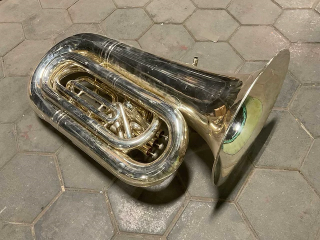 Hirsbrunner tuba - afbeelding 2 van  6