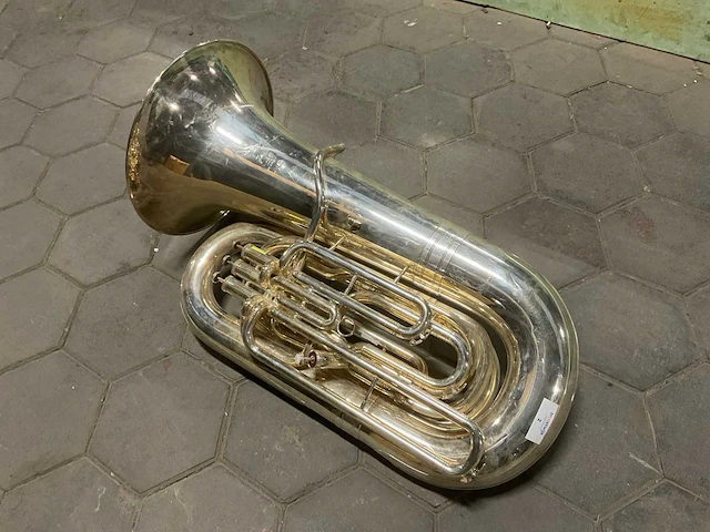 Hirsbrunner tuba - afbeelding 5 van  6