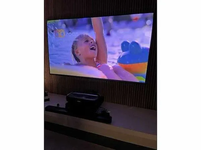 Hisense - 100 inch 4k smart laser tv - afbeelding 8 van  9