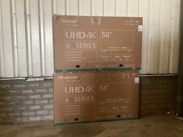 Hisense - 58inch 6series - televisie (2x) - afbeelding 1 van  10