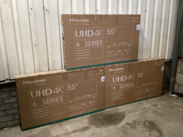 Hisense - 6 serie - 55 inch - televisie (3x) - afbeelding 1 van  9